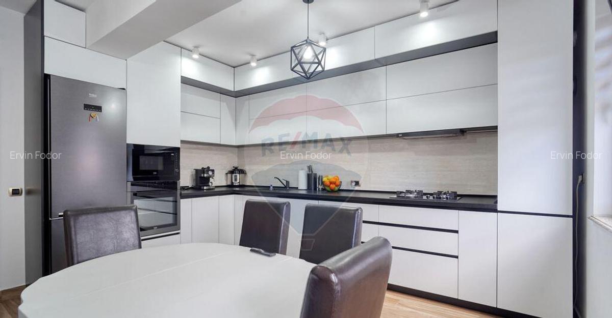 Apartament cu 3 camere de vanzare in Isaran Tractorul - 10