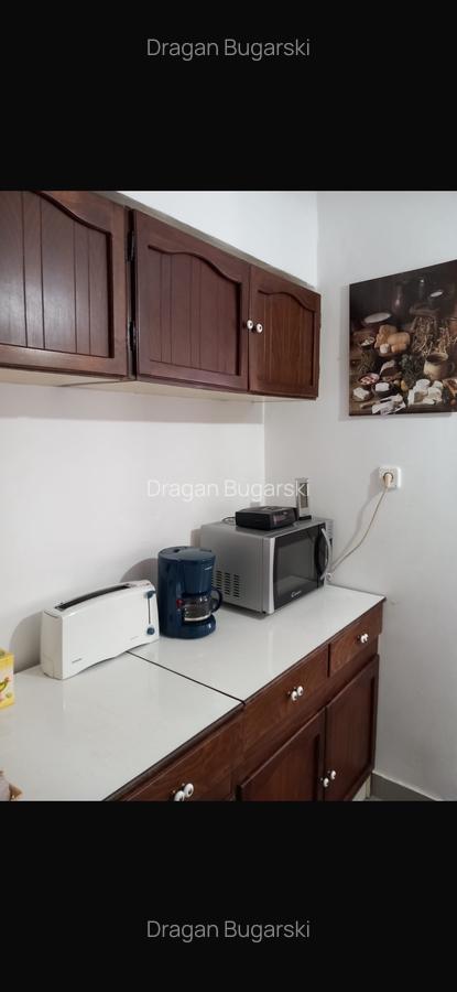 De închiriat ap 3 camere - 7