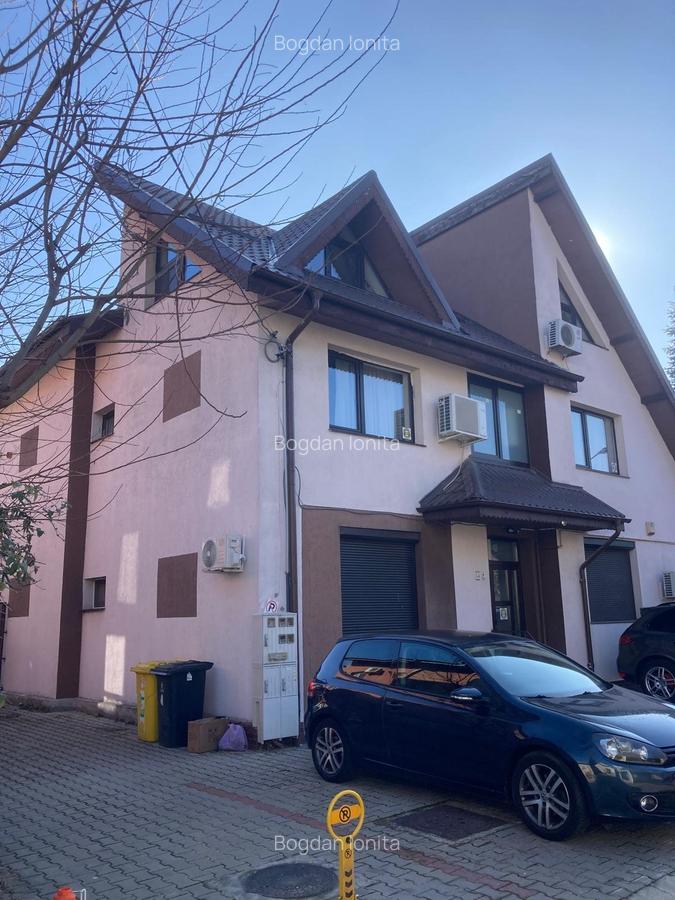 Ap. 2 Camere-Etaj  2 Mansardat - Bloc tip Vila - Strada Martisor - Brancoveanu - 18