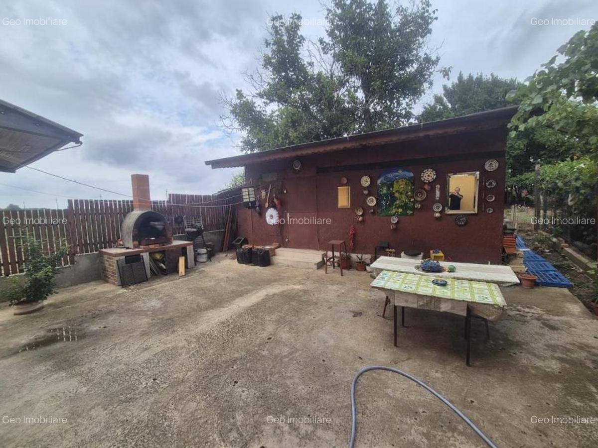 Casa 56 km de Bucuresti- comuna Ileana, loc. Razoarelor - 3