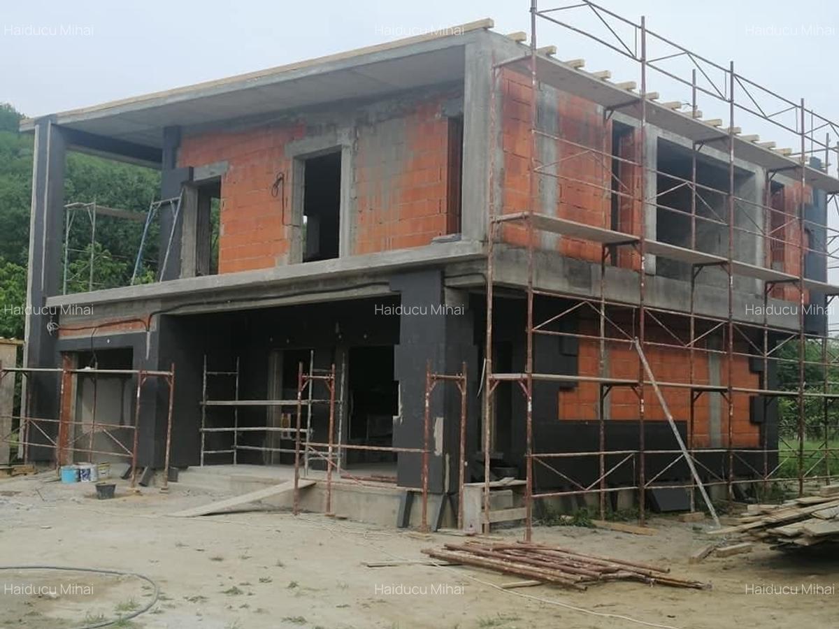 Casă cu 4 camere în Big-Bascov - 11