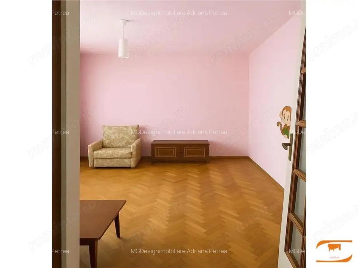 3 camere zona Tipografilor etaj 3 - 6
