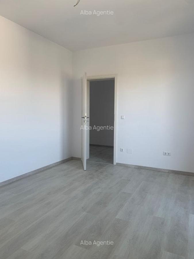 Apartament 2 camere , bloc  nou - 2