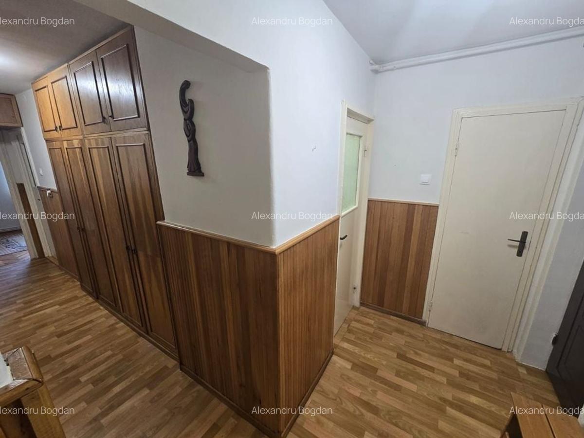 Apartament 3 camere,bloc izolat termic,70 mp, et 1 - 7