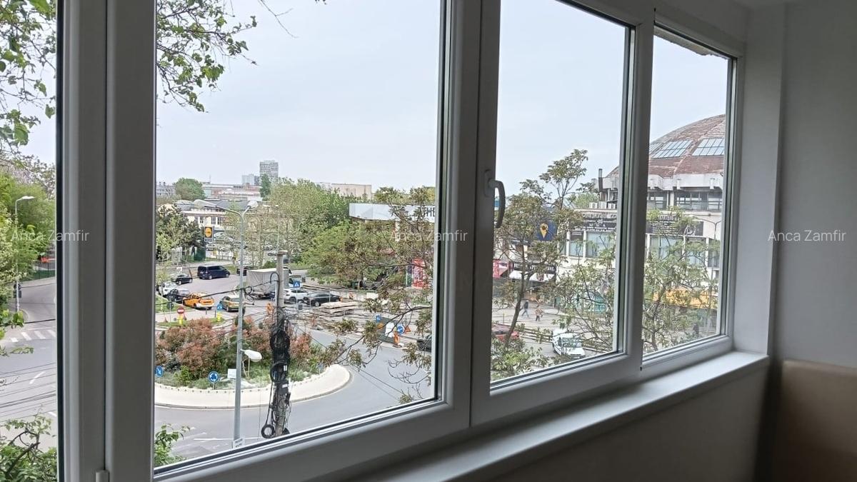 REA1023962 Apartament 3 camere renovat Piata Delfinului - 2