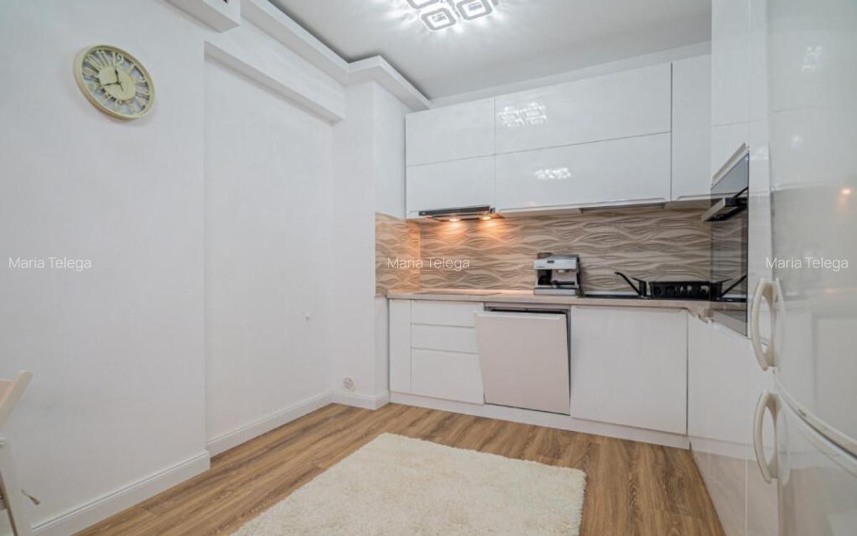 Apartament 3 camere, 100 m2, decomandat, parcare subterana - 7