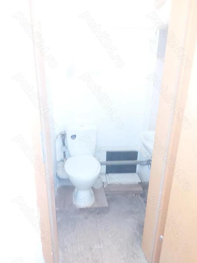 Semicentral - spatiu comercial de 72 de mp. - 2