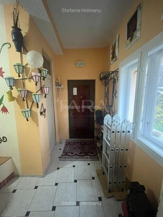 Casă cu două apartamente și teren generos în zona Iulius Mall. - 3