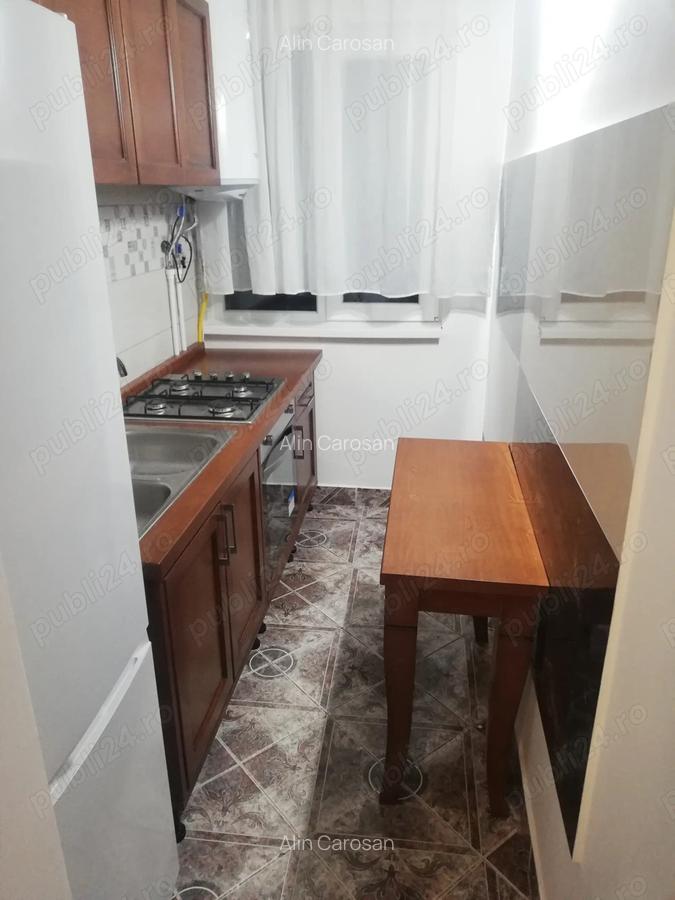 Inchiriez apartament 2 camere etaj 1 zona 14 Mai - 2