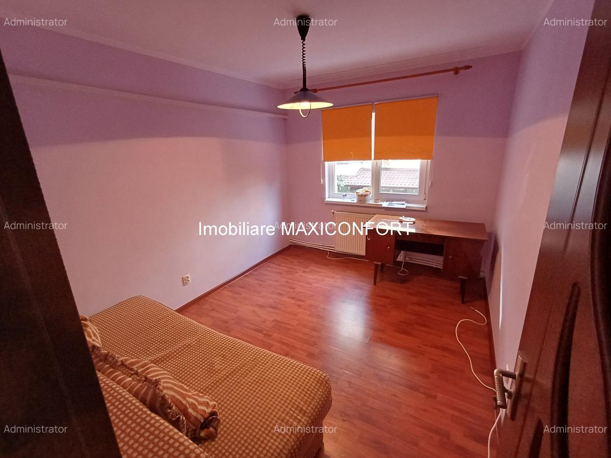 Vanzare apartament 3 camere - Imobiliare MAXICONFORT - 4