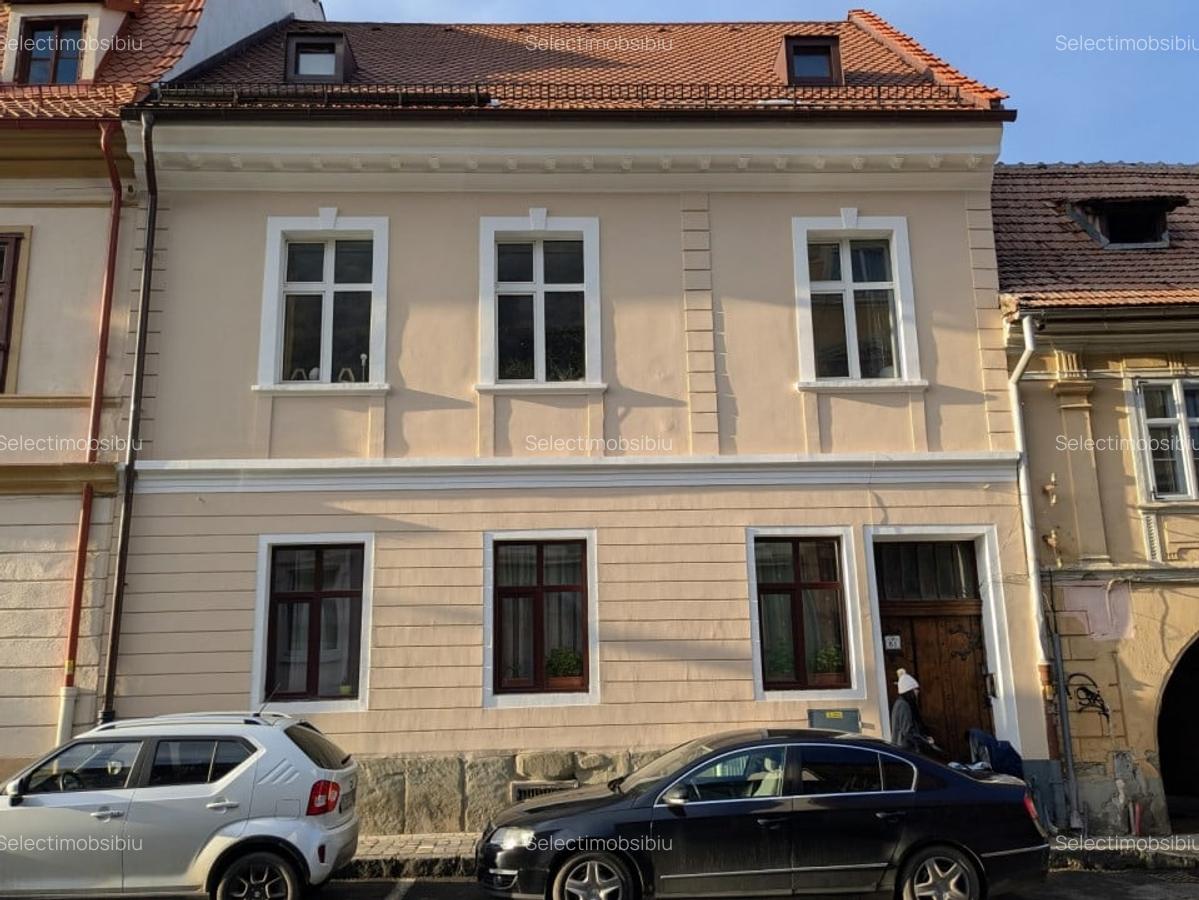 Apartament \ investitie de succes \ Brasov \ Centrul Istoric - 14