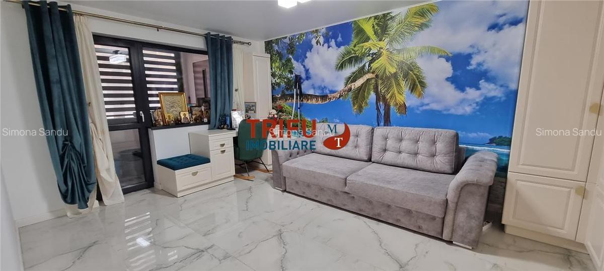 Apartament ultramodern  4 camere de vanzare Cetate  etaj 1 - 1