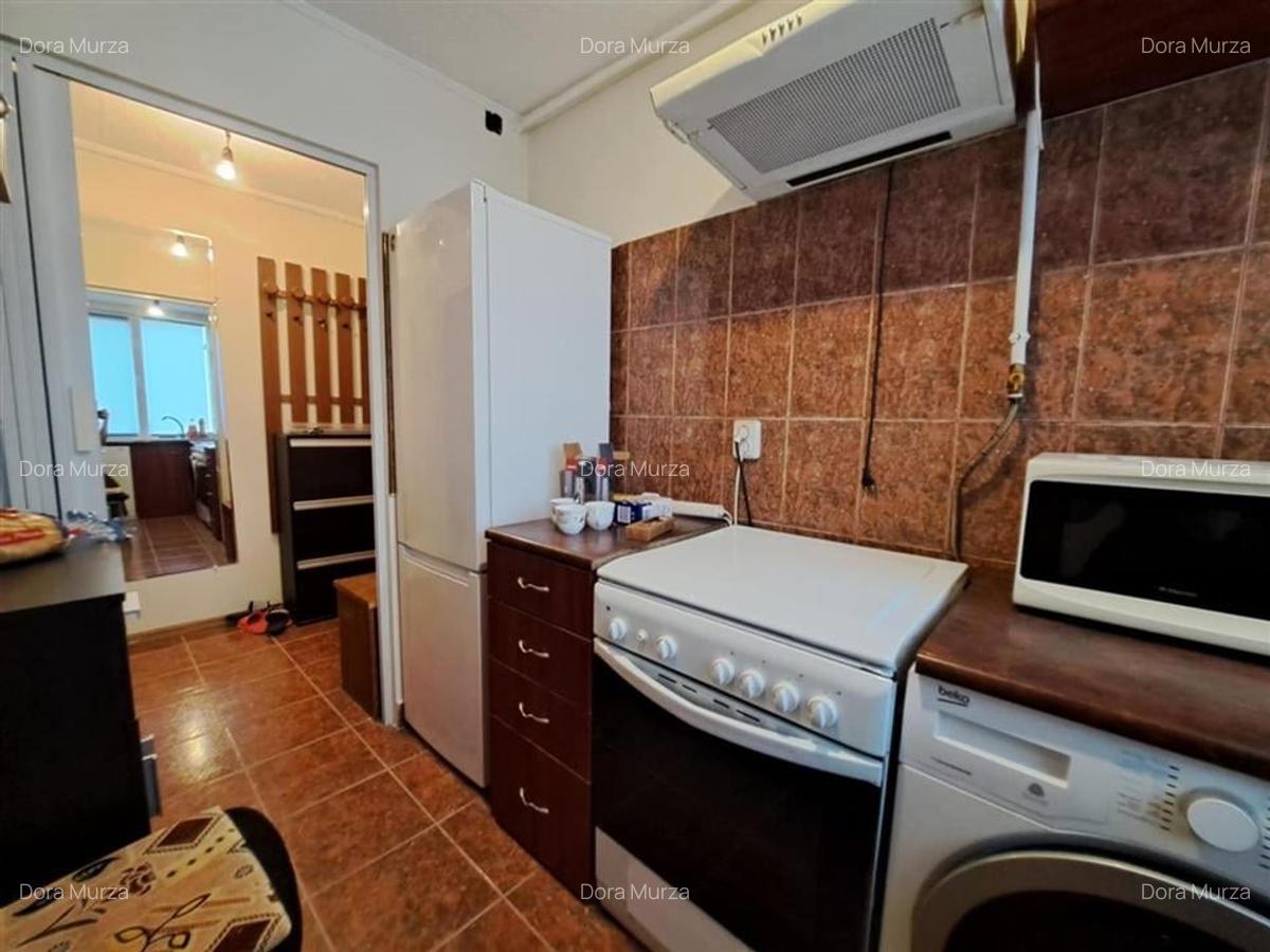 Apartament cu 4 camere decomandat în Central - 16