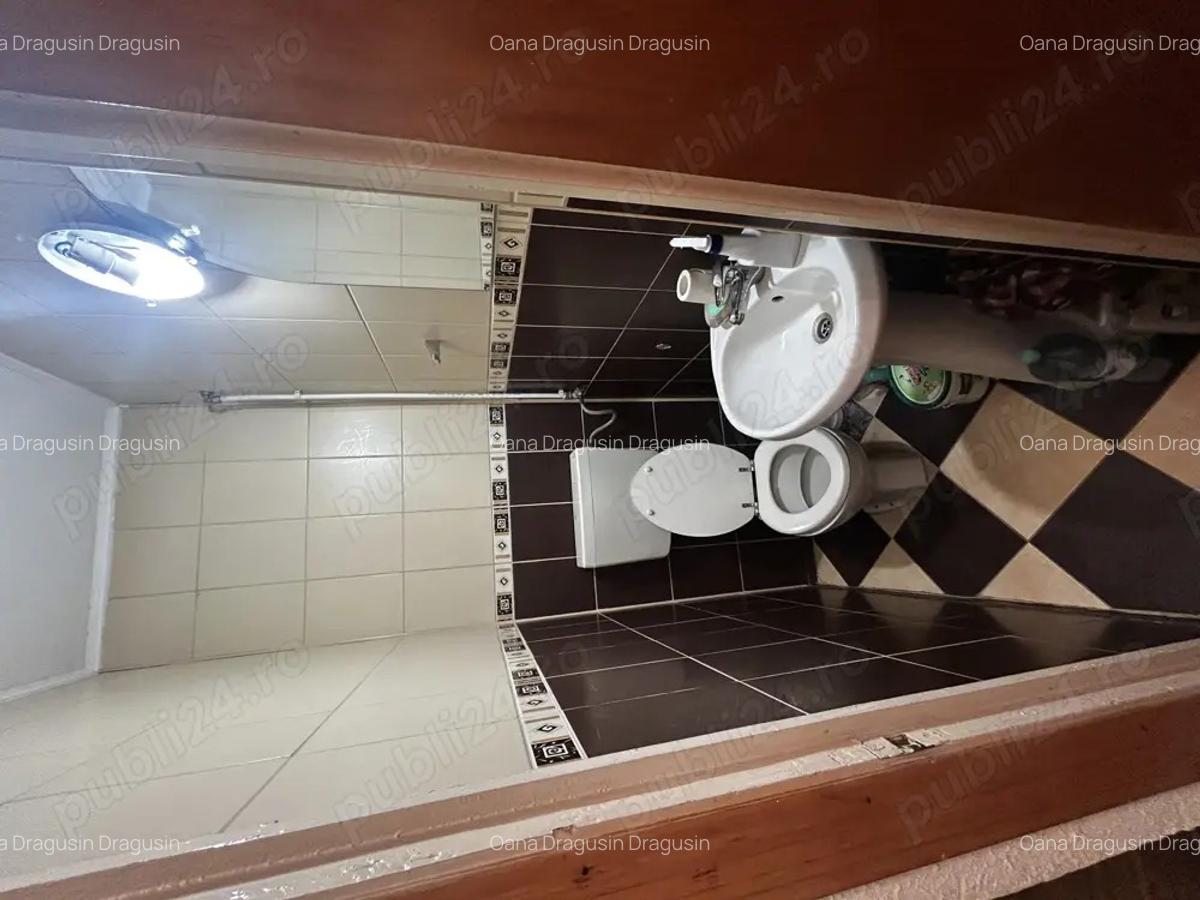Apartament de vanzare 3 camere zona centrala - 8