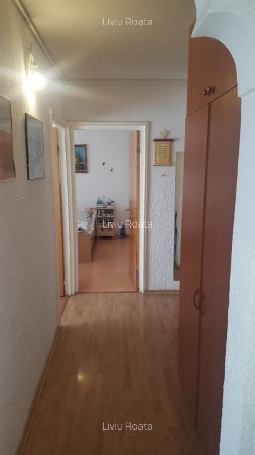 Apartament cu 4 camere decomandat în 1 Decembrie 1918 - 12