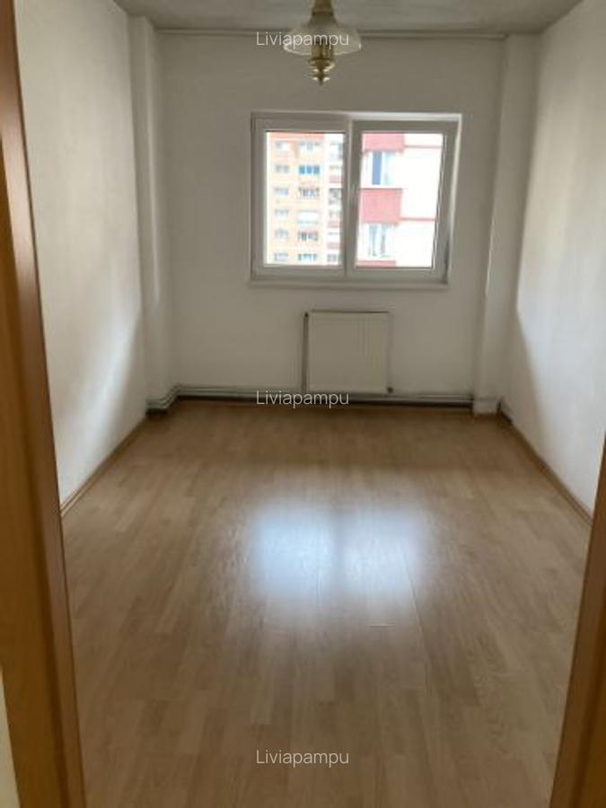 Proprietar, Apartament 3 camere de inchiriat in Racadau - 4