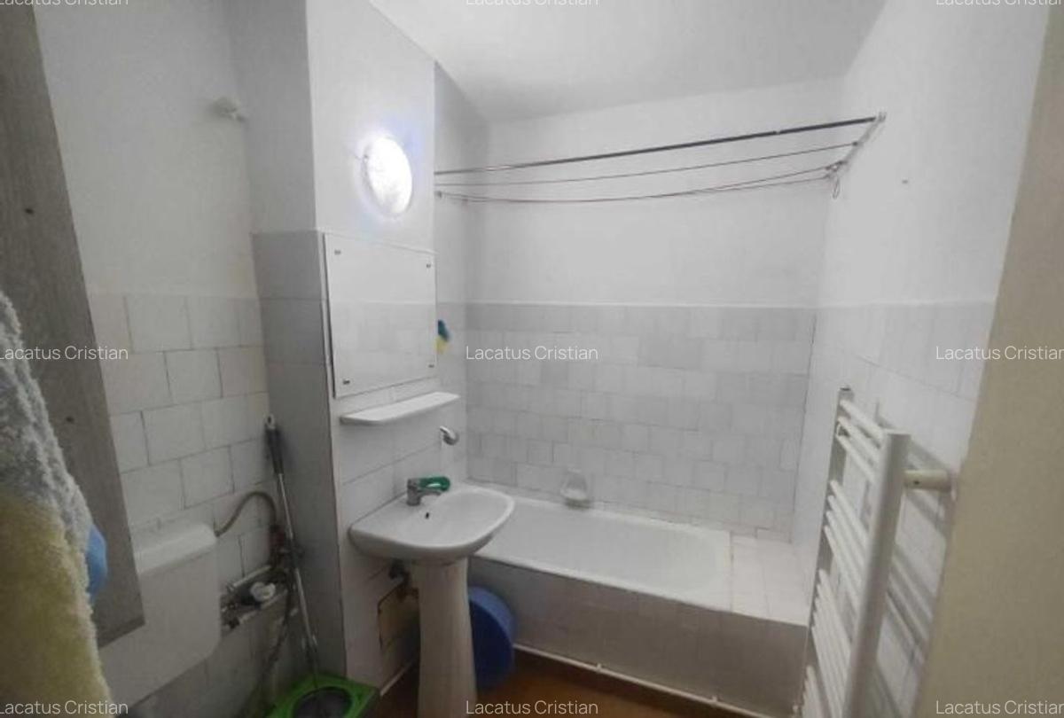APARTAMENT 2 CAMERE DECOMANDAT ZONA TOMIS NORD - ROVERE - 2