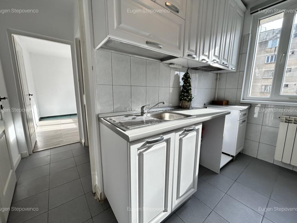 `Vanzare 2 Camere Drumul Taberei 47mp decomandat Vedere spre Parc - 6