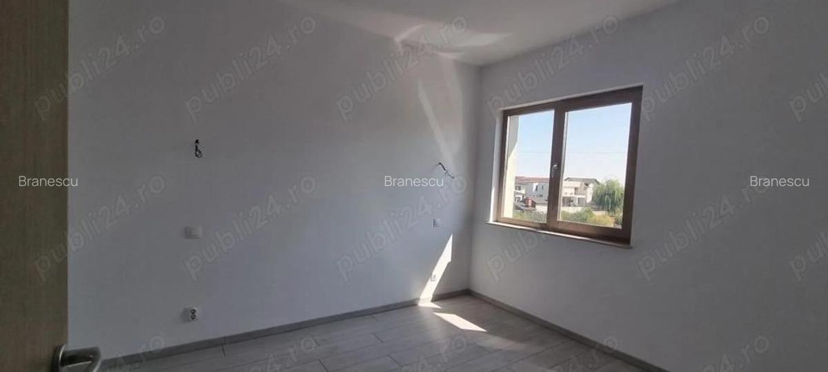 Vand vila duplex,Tancodrom, Pitesti. Se vind individual sau tot duplexul - 12