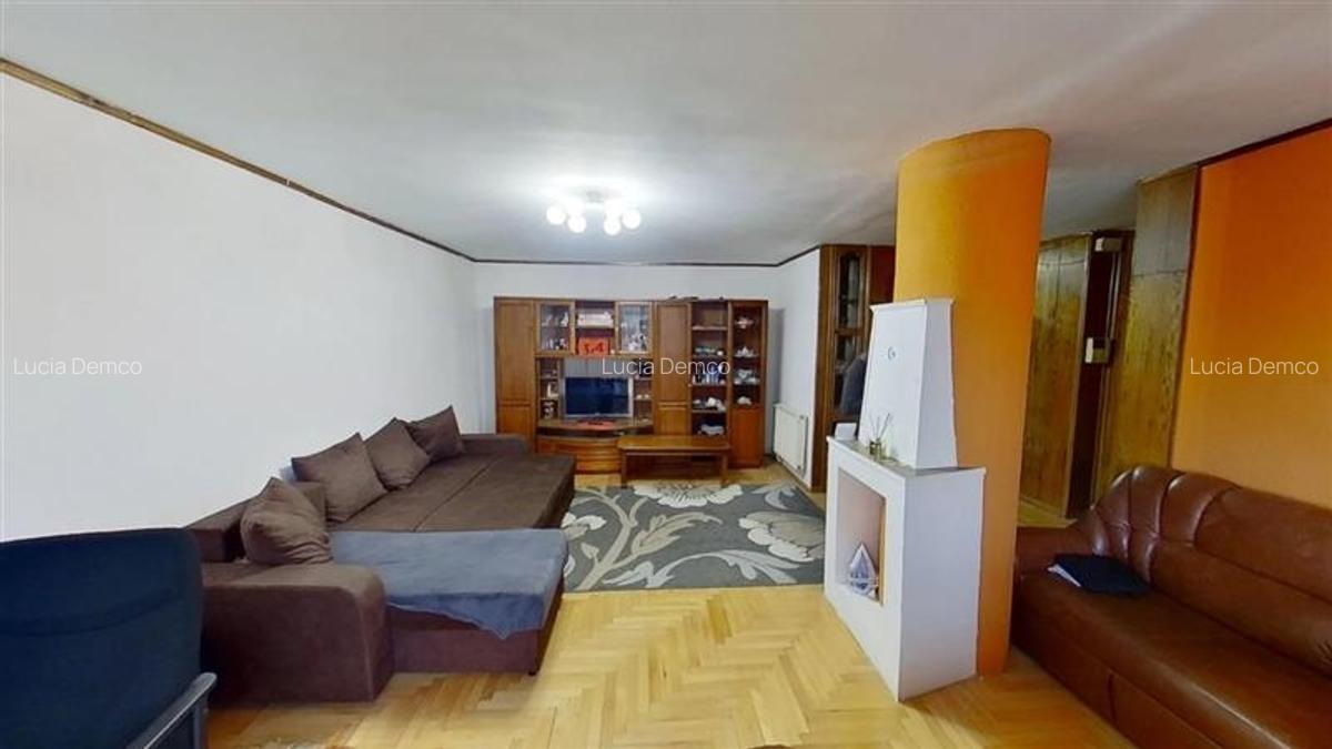 Apartament cu 3 camere decomandat, mobilat în Centrul Civic - 13