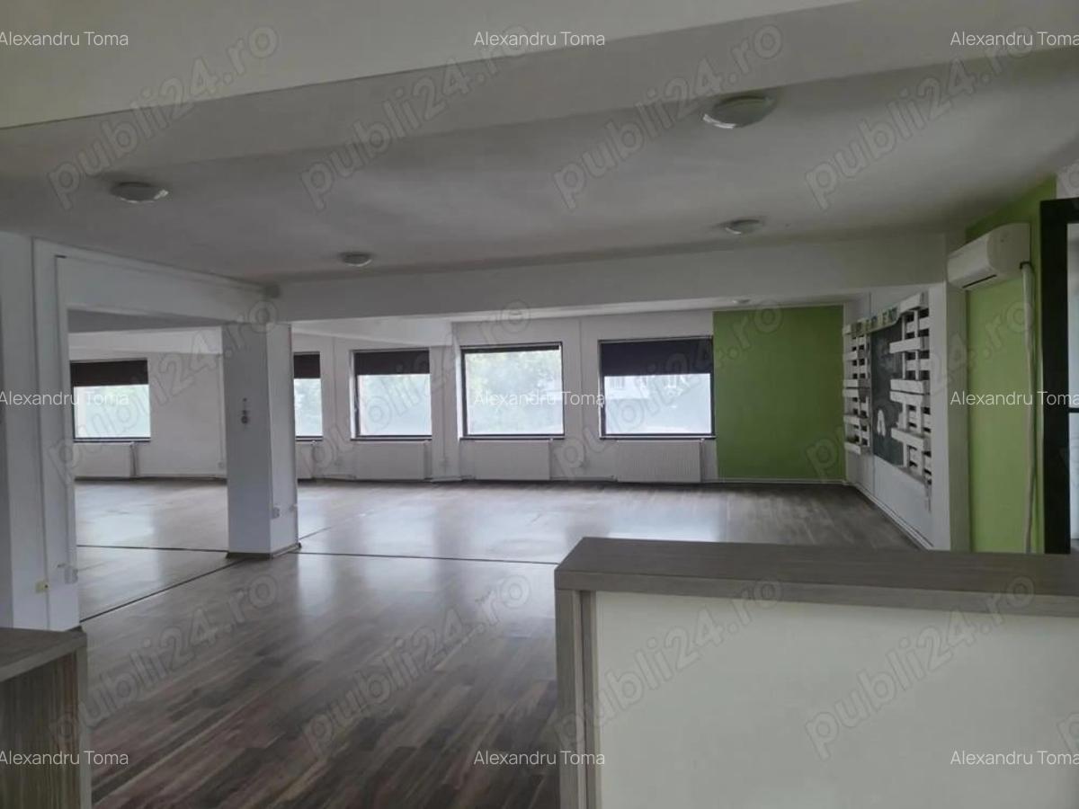 Spa?iu comercial birouri de inchiriat 200 mp, Str. Vasile Lupu 55 - 4 Spa?iu comercial birouri de inchiriat 200 mp, Str. Vasile Lupu 55 - 4