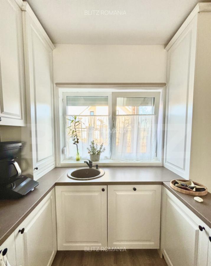 Comision Zero! Casa cocheta cu 3 camere + terasa acoperita, - 3