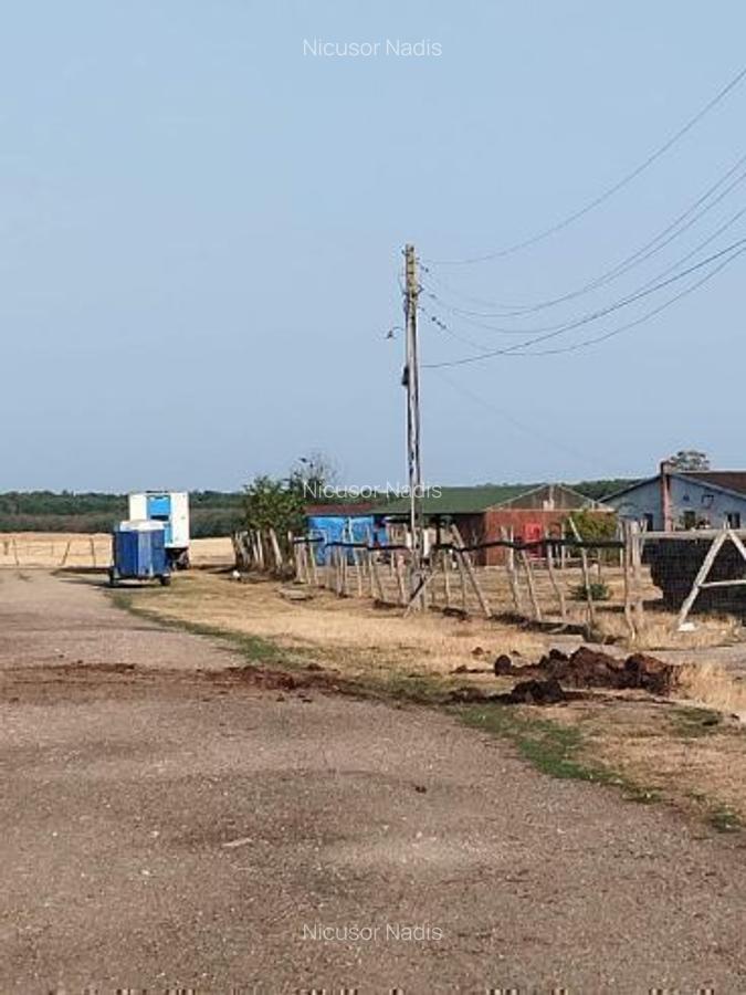Teren intravilan pentru DEZVOLTATORI - 1