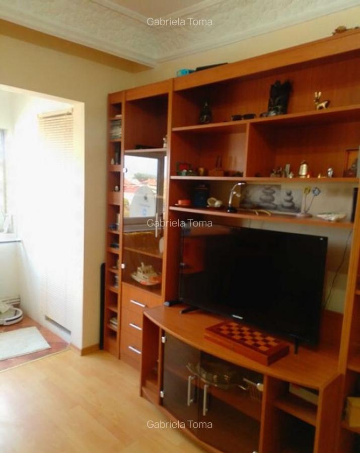 Se vinde apartament cu 3 camere - 3