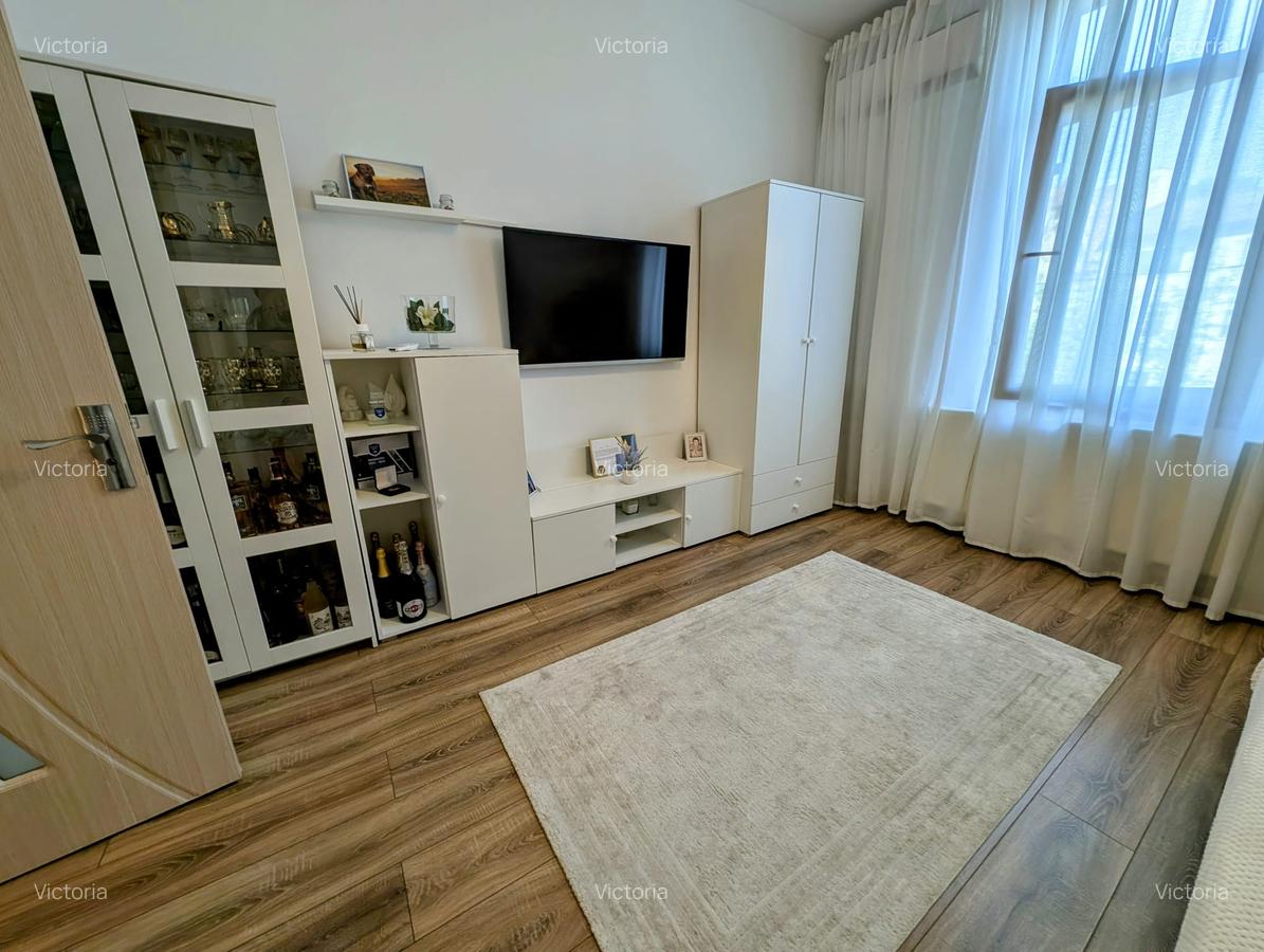 Plevnei-Casa Radio eleganta/robusta,9cam.D+P+E+M,renovata,curte generoasa,metrou - 7