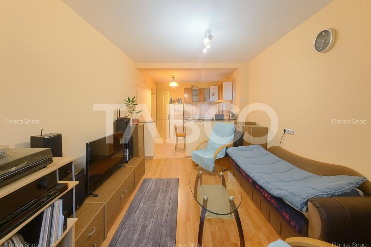 Apartament decomandat de vanzare 3 camere balcon parcare si curte - 3