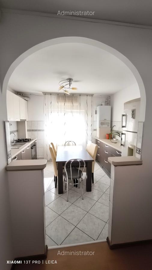 Apartament cu 3 camere decomandat, mobilat în Steaua - 2