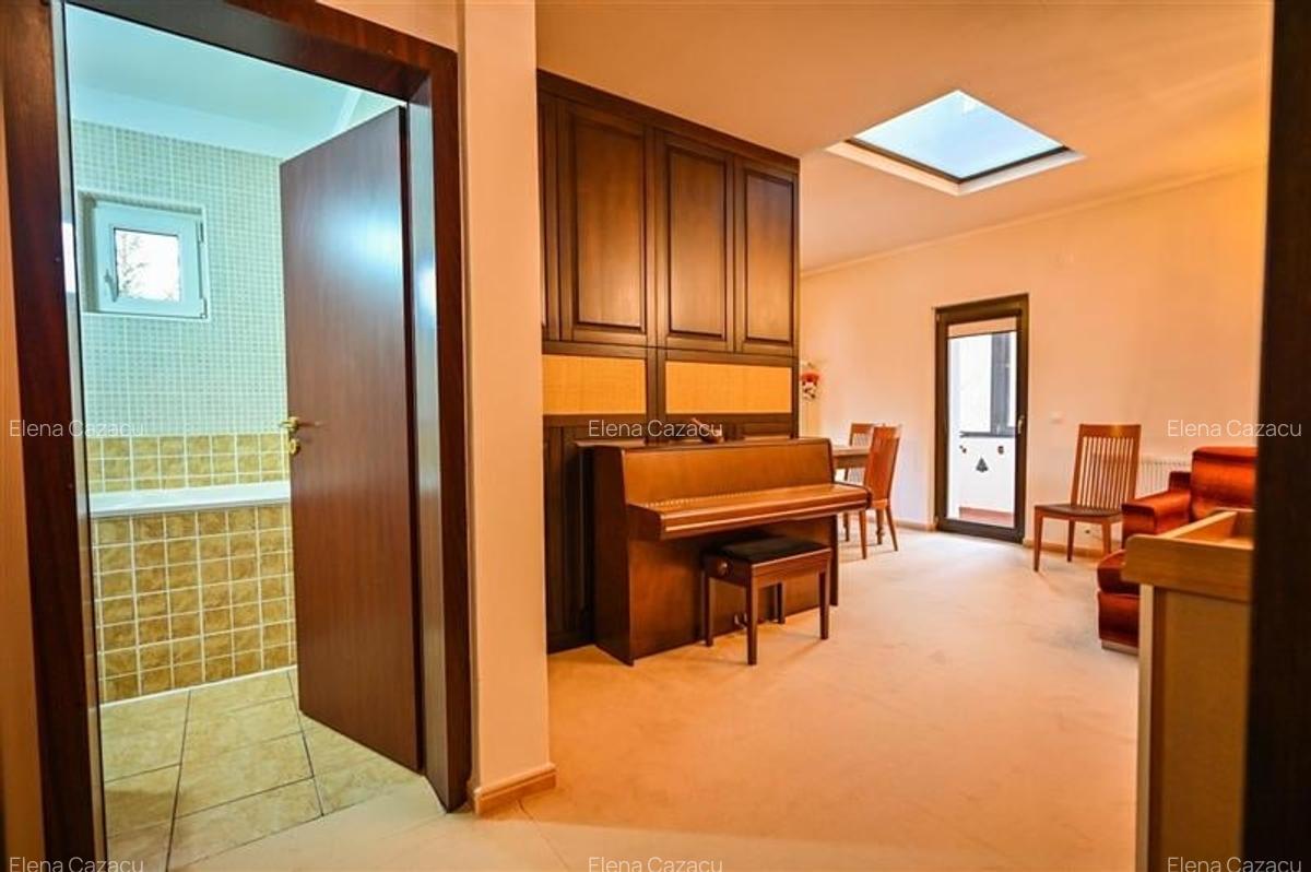 Apartament cu 3 camere decomandat, mobilat în Poiana Brașov - 21