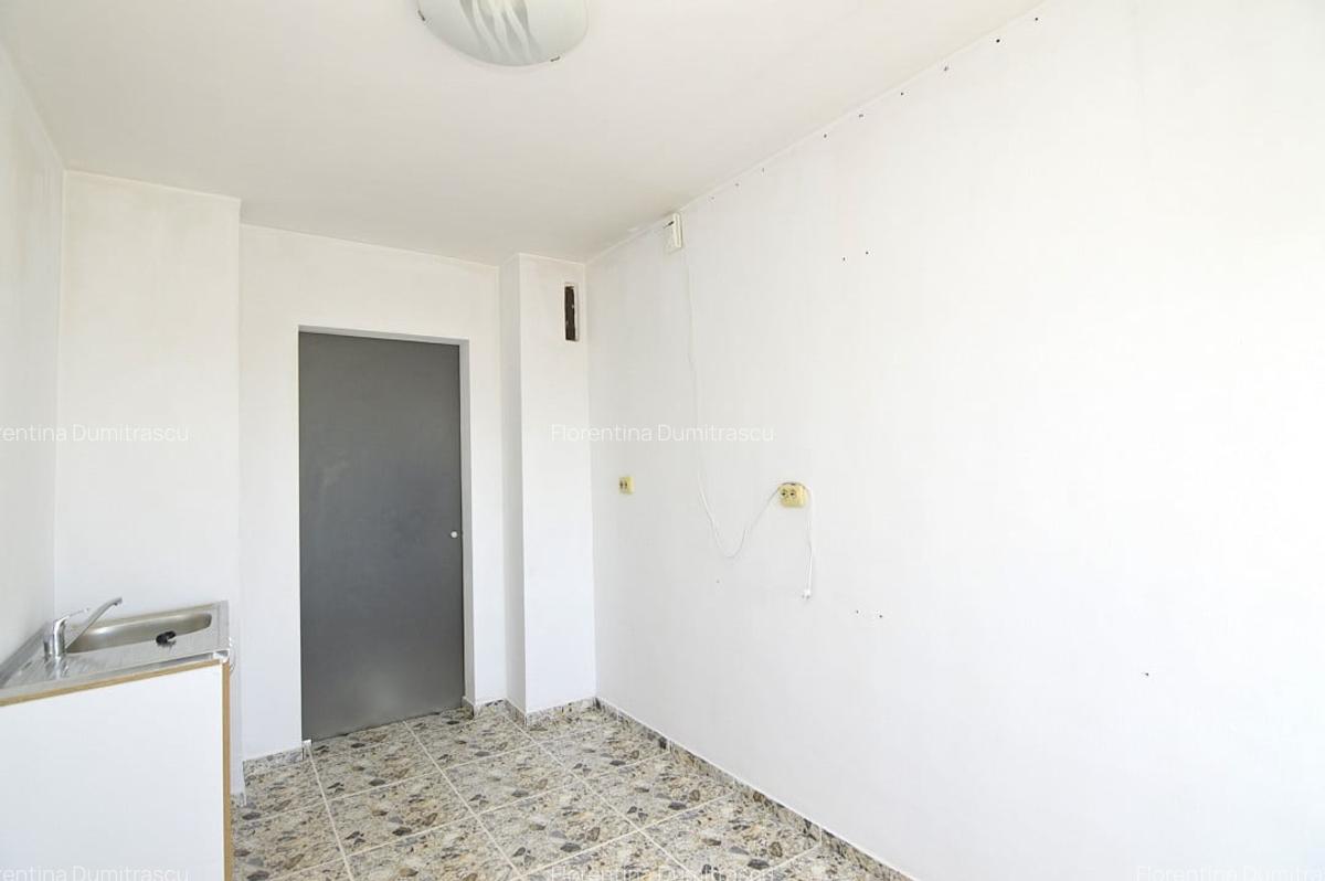 INCHIRIERE APARTAMENT 3 CAMERE UNIRII - TRIBUNAL - 24