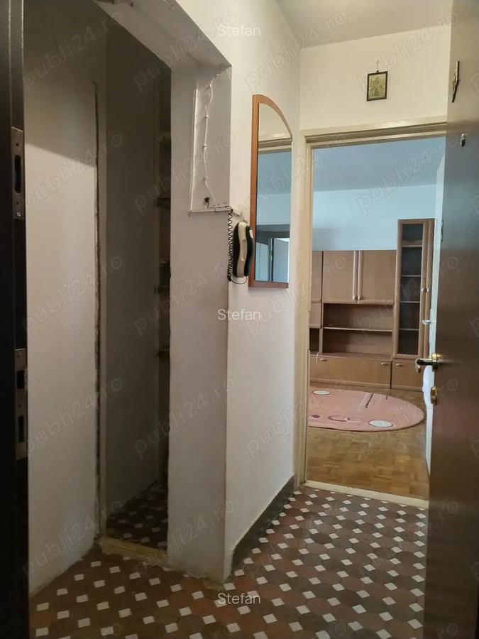 Garsoniera spa?ioasa 47 mp cu balcon-terasa Favorit Cotroceni 58.000 - 1