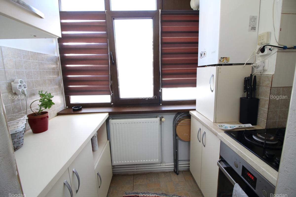 Ap. 3dec. Micro 17, etaj 3, renovat, mobilat si utilat - 7