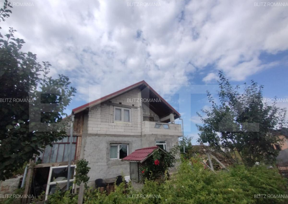 Casa 120 mp, 6 camere, 2 nivele, zona Beclean - 1