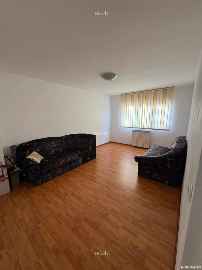 Apartament 3 camere, 93 mp, decomandat, etaj 2,zona Alfa - 1