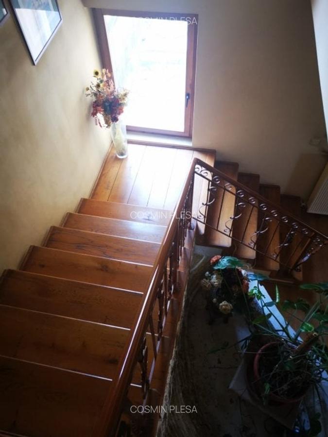 Casă cu 7 camere în Periferie - 11