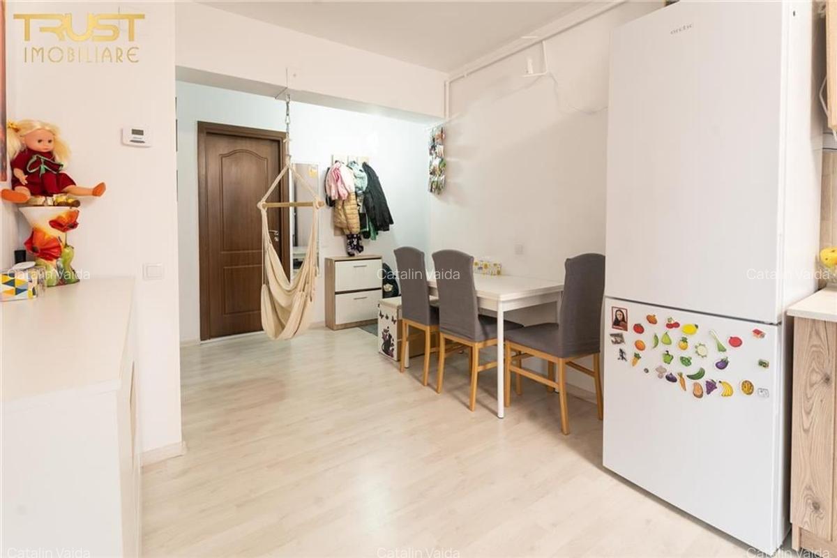 Comision 0% | 3 camere | 2 balcoane | 60mp utili str. Florilor - 4