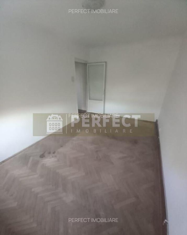 Ap.3 camere DECOMANDAT,Vest, etajul 4, Pret 72000 euro - 10