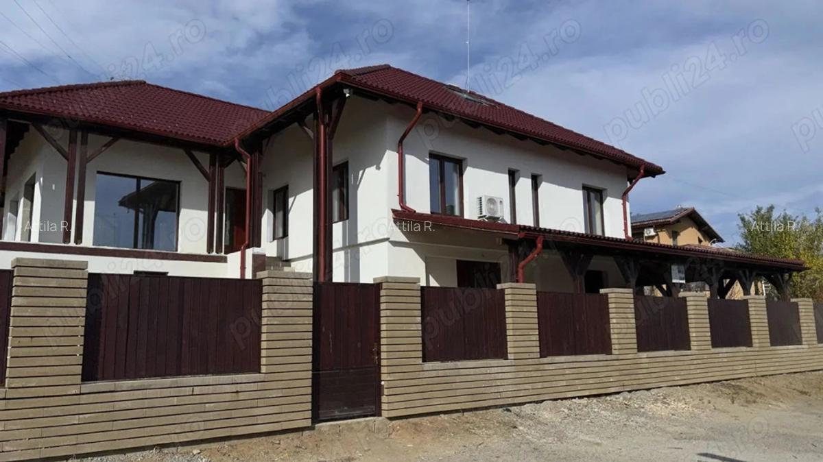 Proprietate multifunc?ionala sub padure locuin?a principala + spa?iu de relaxare - 5