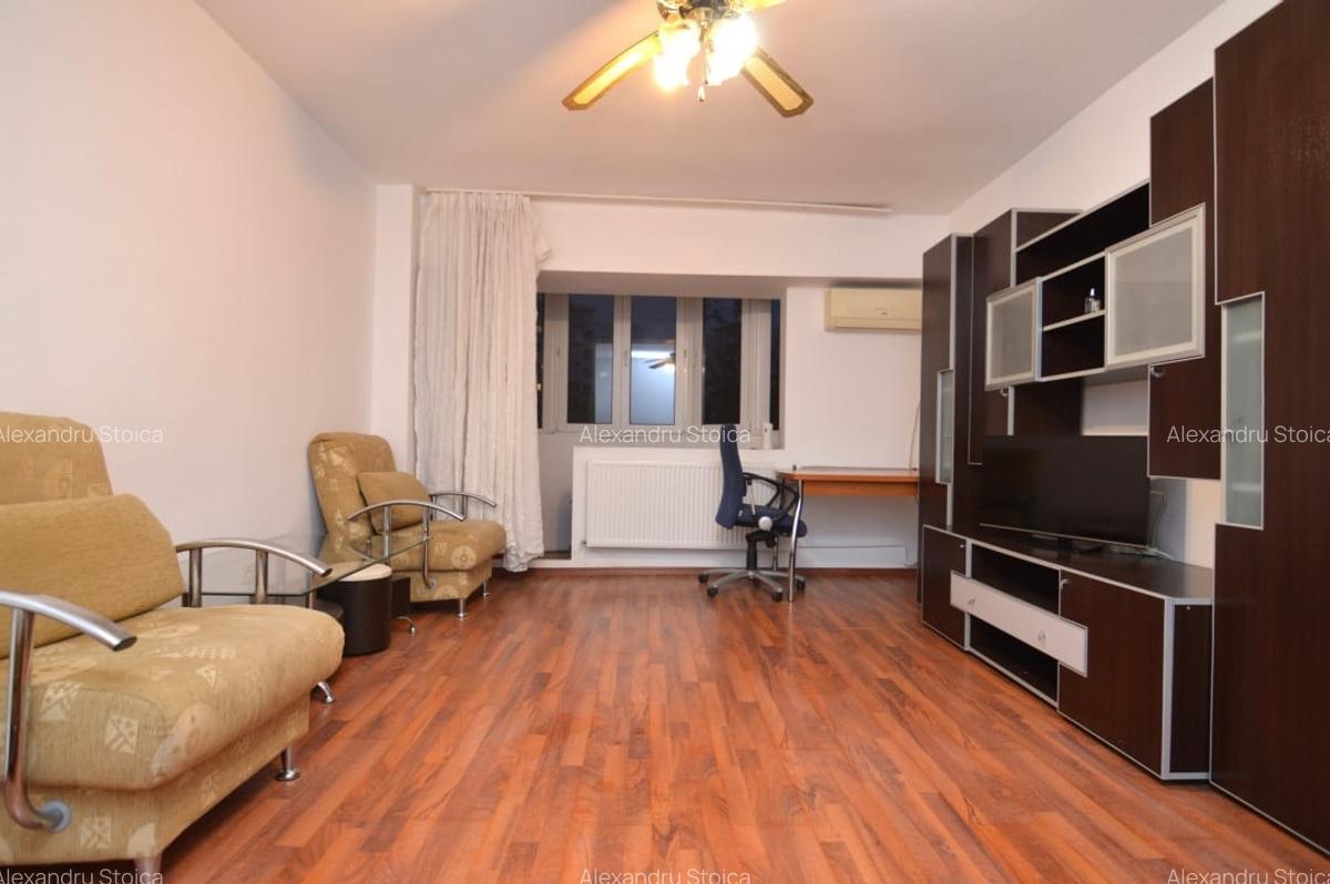 INCHIRIERE GARSONIERA  VITAN – MALL VITAN - 1