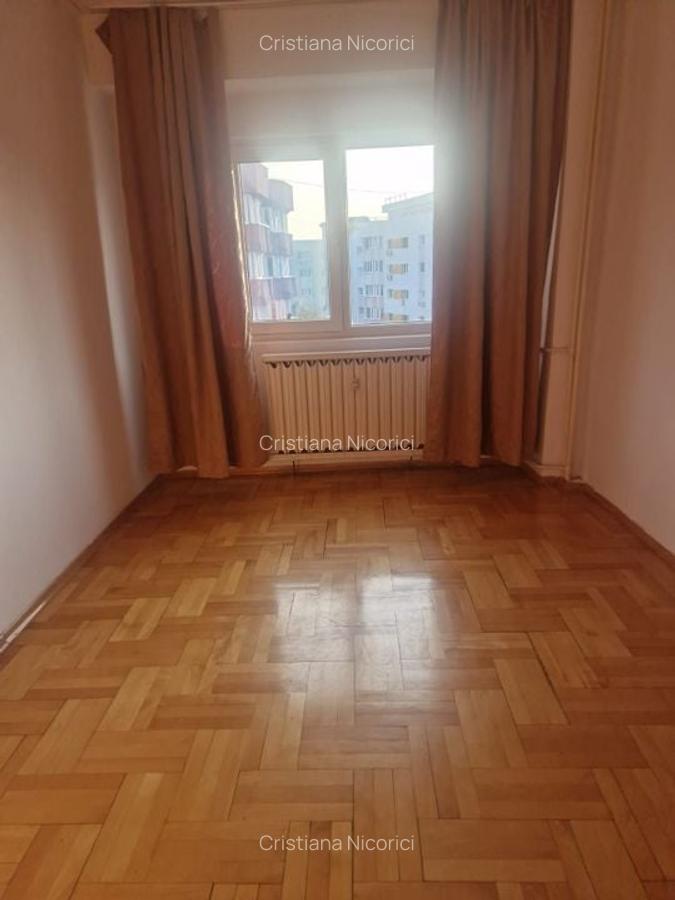 Apartament cu 3 camere decomandat, mobilat în Sebastian - 4