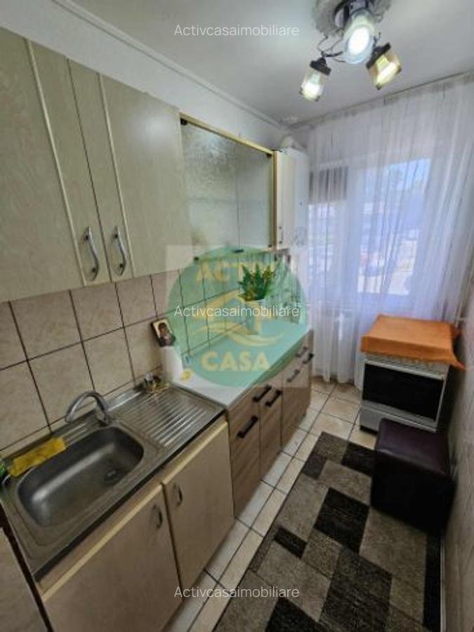 Apartament 3 camere, etaj 1 - 9