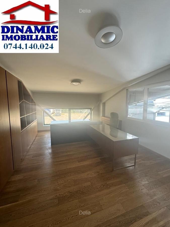 Ansamblu de hale, zona ieșire spre Izvoare. Preț 5 Eur/mp - 13 Ansamblu de hale, zona ieșire spre Izvoare. Preț 5 Eur/mp - 13