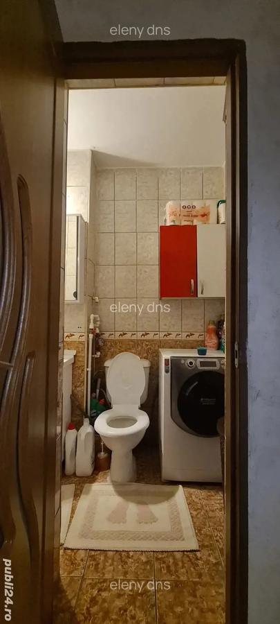 Ap. 2 cam. Parter cu balcon, strada Traian - 8