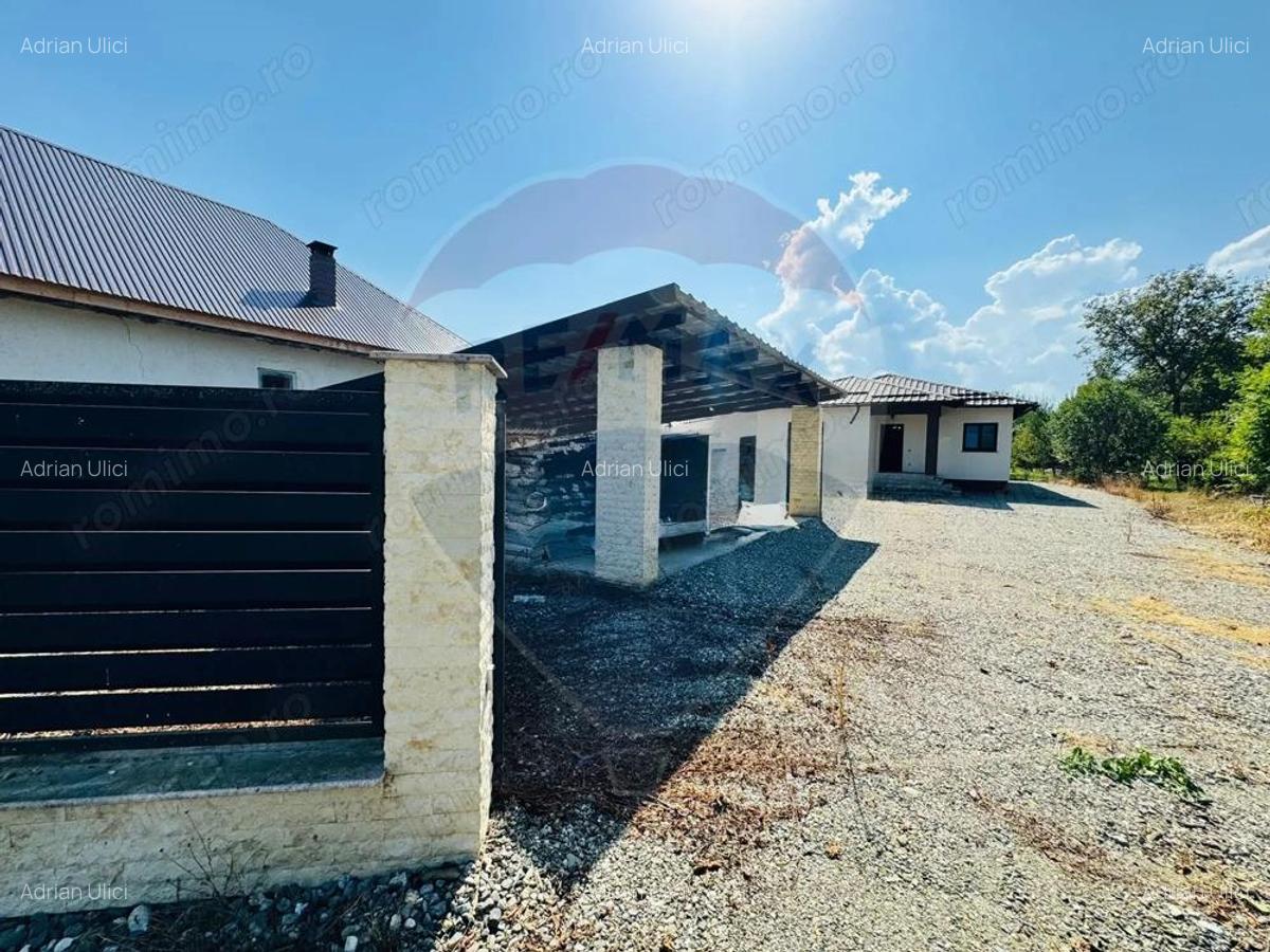 Casa / Vila cu 4 camere de vanzare - 9