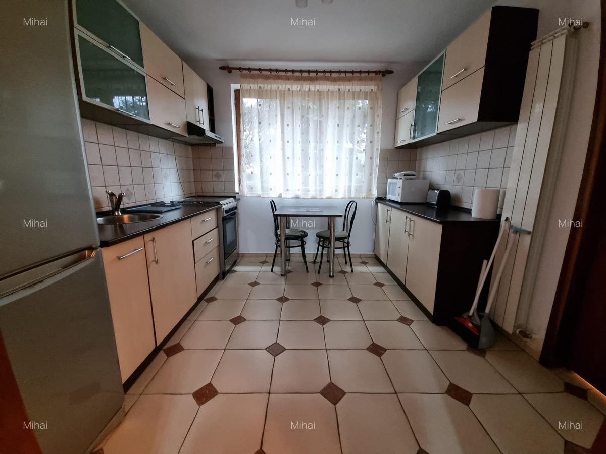Vila individuala spatioasa 5 camere, 250 mp, mobilata, zona Soseaua Oltenitei - 11