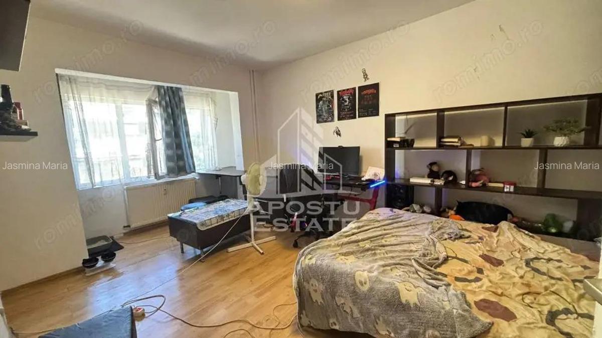 Garsoniera de 28 mp in zona Gircoului, etaj intermediar - 1