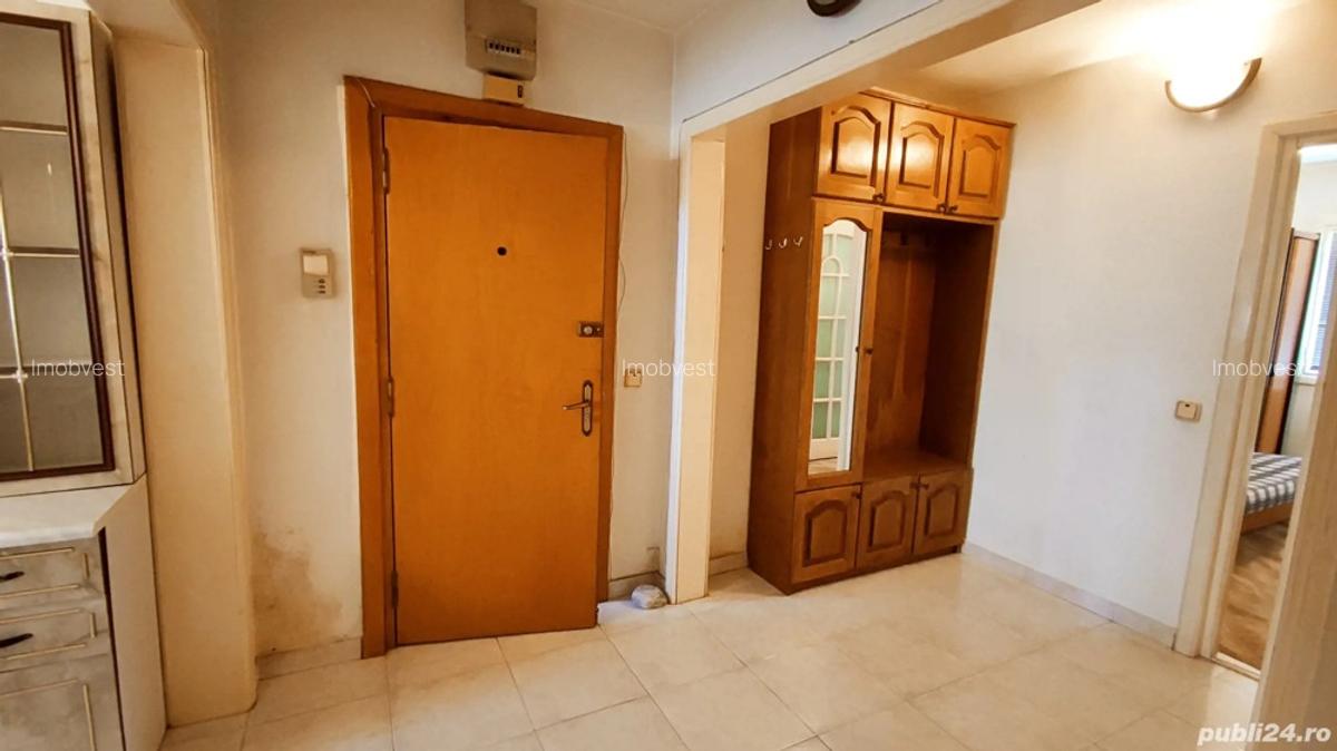 Str Silistra, Lipovei,etaj 1, decomandat, 1 baie si 2 balcoane - 3